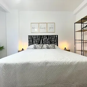  Apartamento Elegancia Junto Al Rectorado.